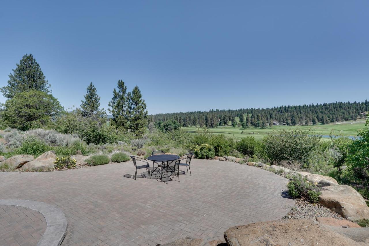 Klamath Falls Getaway With Pool And Hot Tub Access! Exterior photo