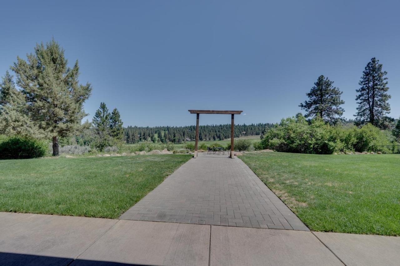 Klamath Falls Getaway With Pool And Hot Tub Access! Exterior photo